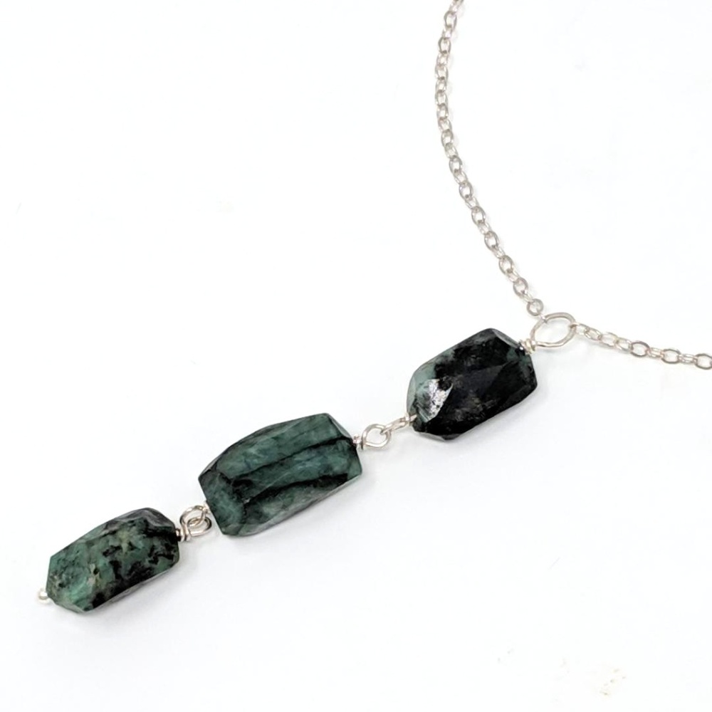 NWT Faceted Emerald & Sterling Silver Necklace